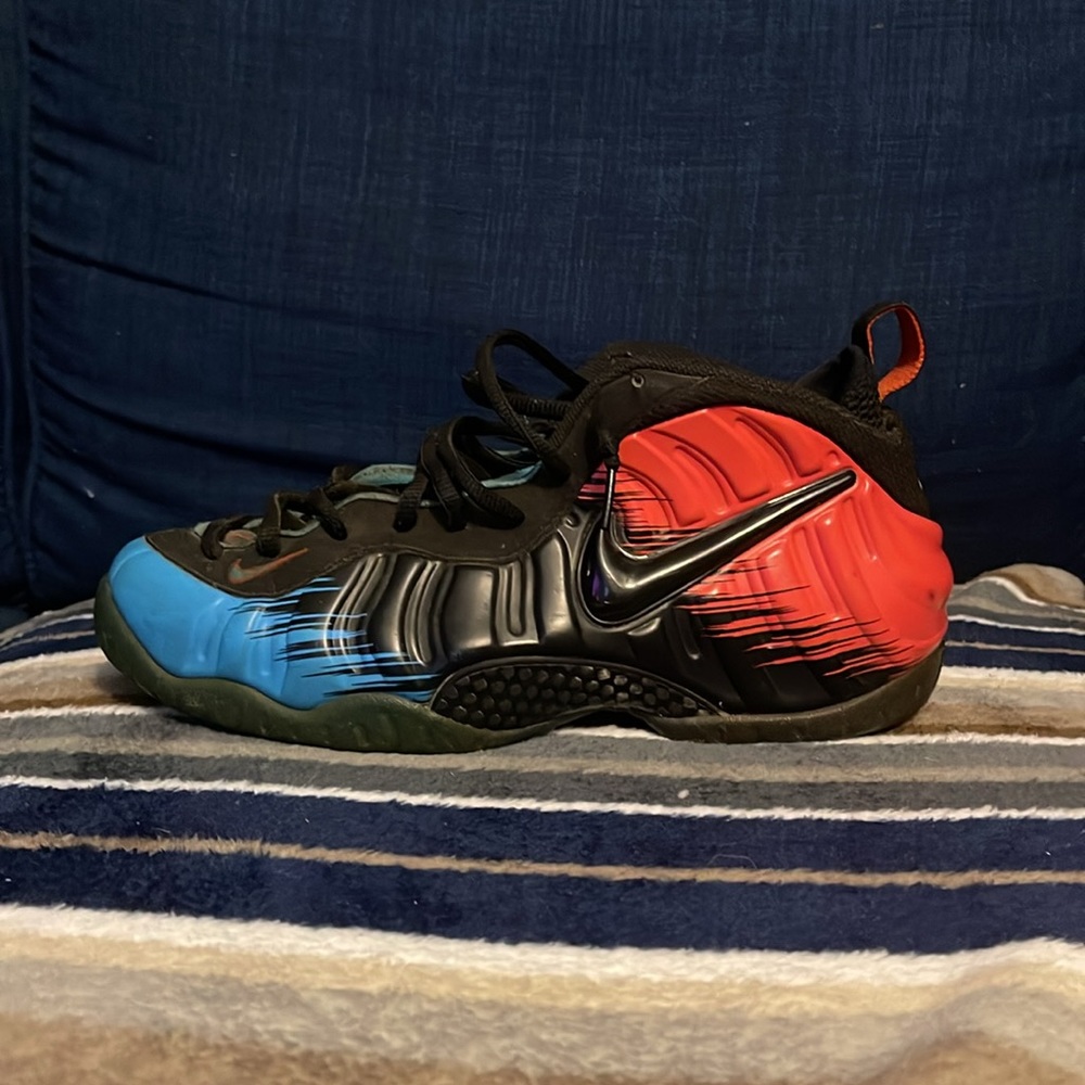 Nike foamposite Spider-Man’s, men’s size US11